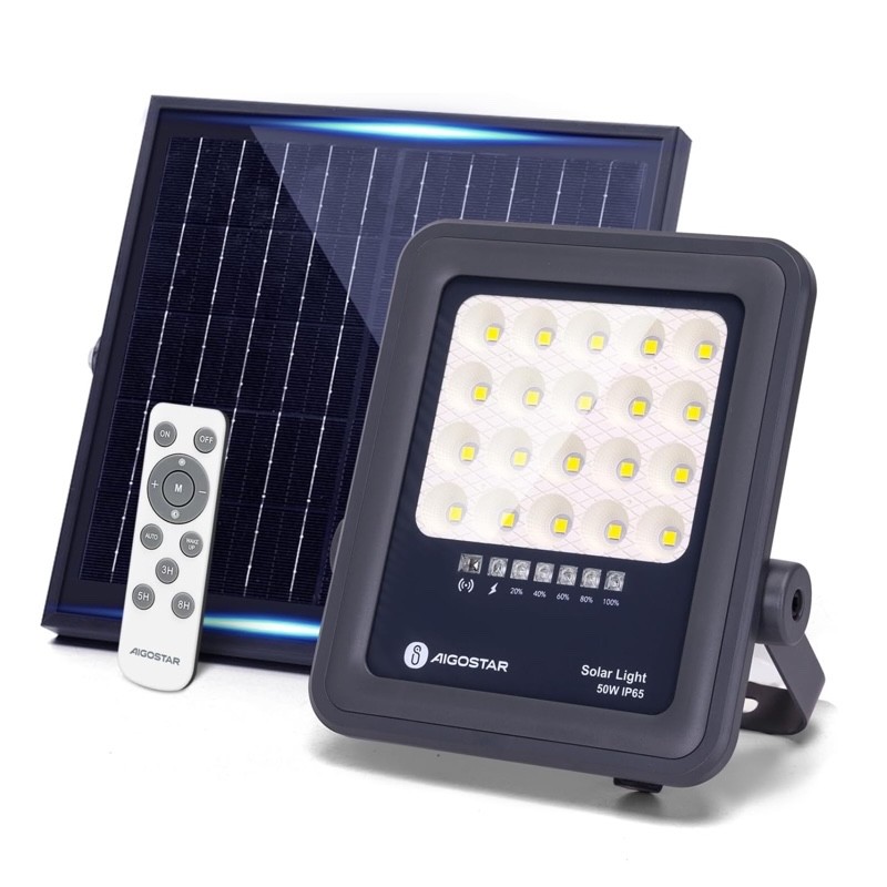 Faro LED Solare Aigostar 50W 500lm 6500K IP65 Luce Fredda Automatico